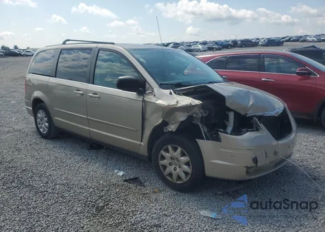 2009 Chrysler Town & Country Lx z USA, uszkodzony, nr VIN 2A8HR44E89R526765